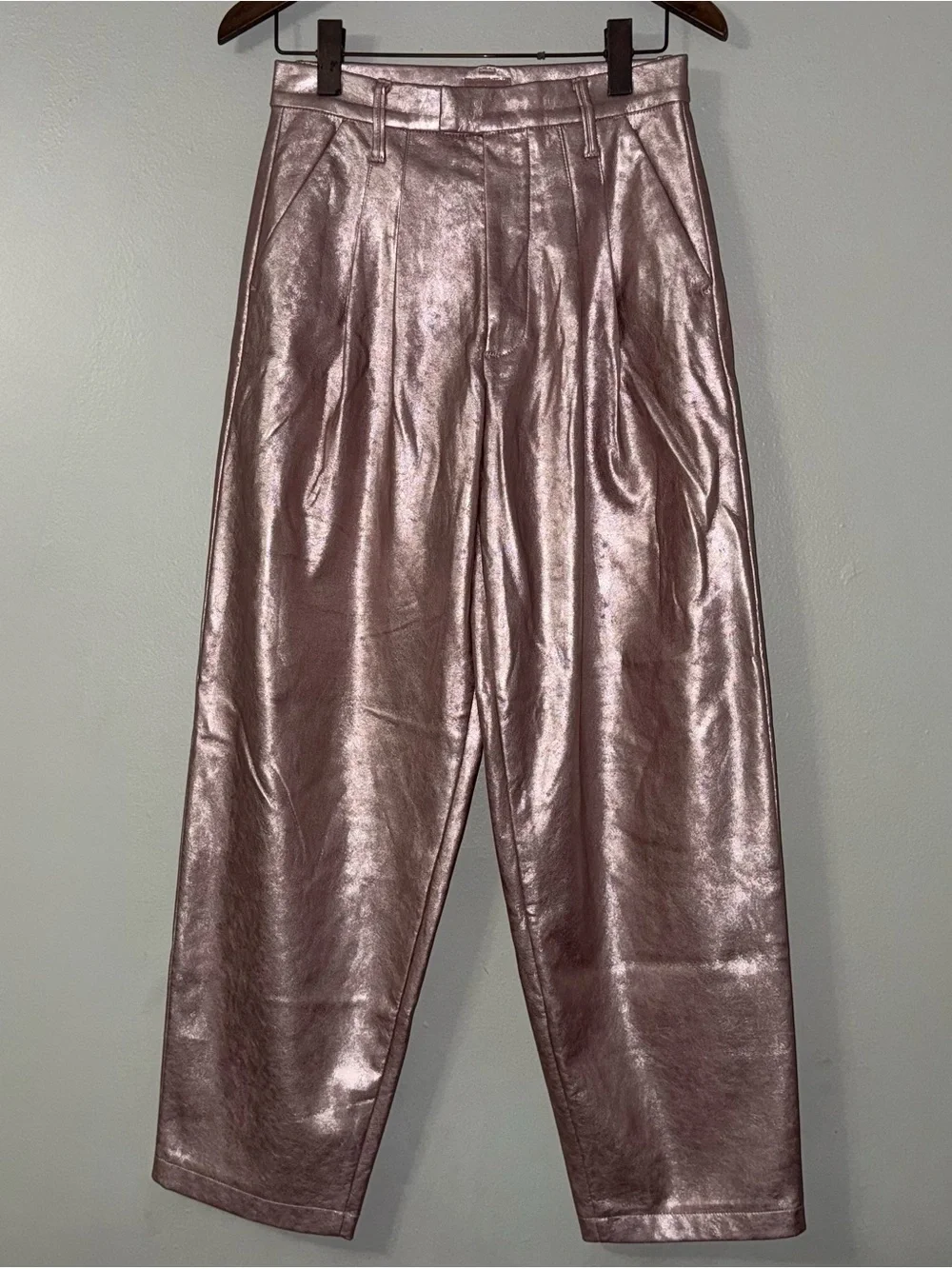 MOTHER PLEATED STARLET SNEAK PANTS IN PINKY SWEAR - Picture 2 of 11